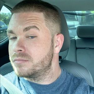 Meet your Posher, Zach